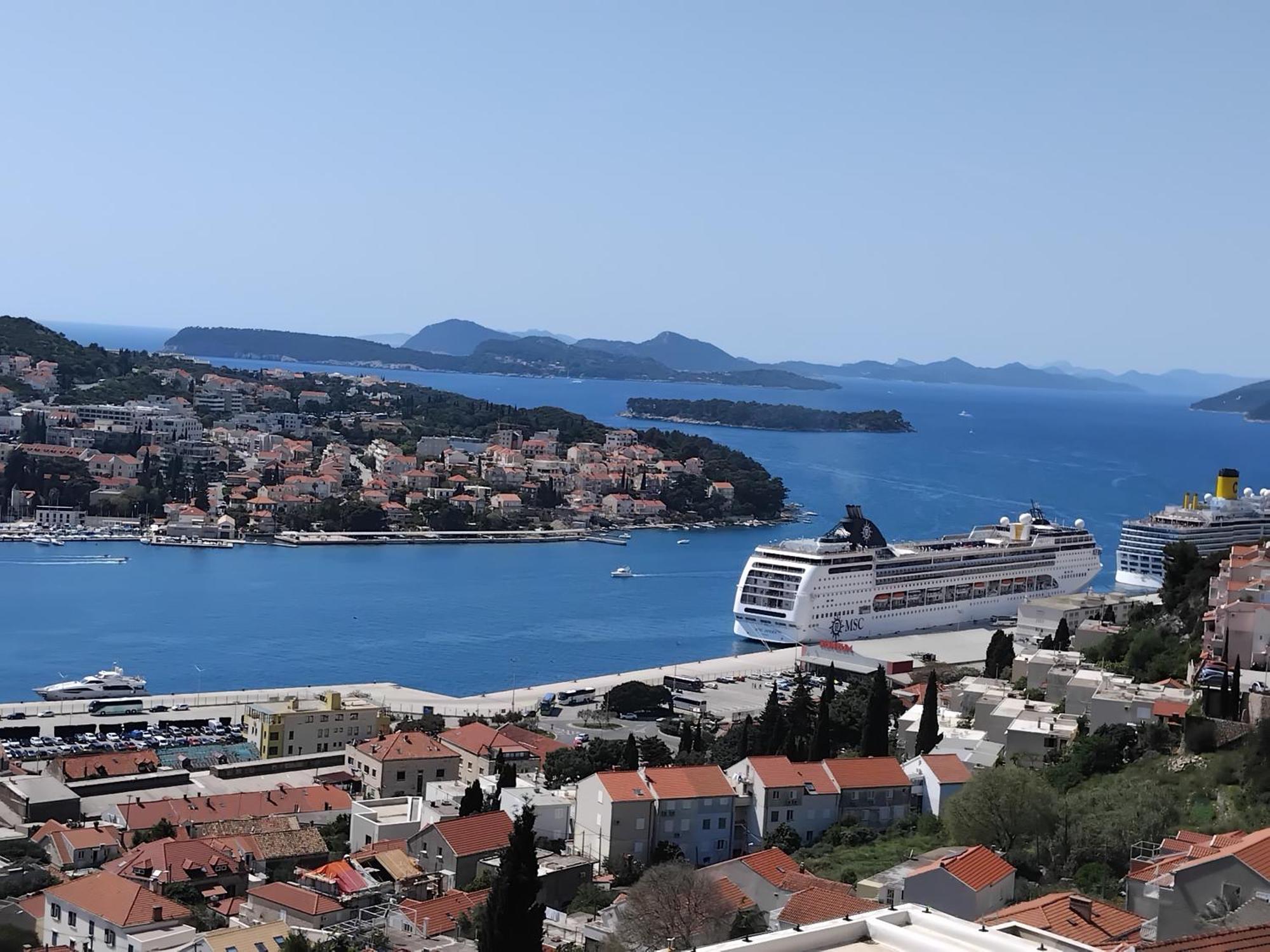 Rooms Anela With Large Common Tarrace And Beautiful Sea View Dubrovnik Exterior photo